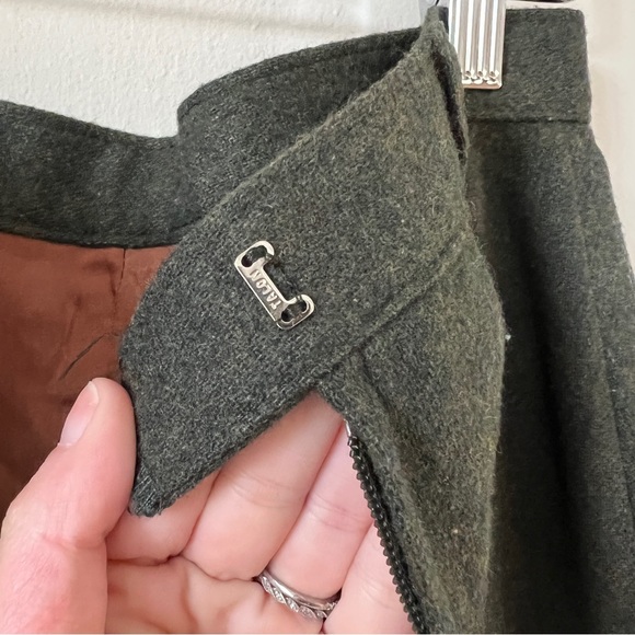 Vintage Wool Forest Green Skirt vintage size 9 - Picture 7 of 13